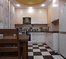 Продаж 3-кімнатної квартири на Позняках, вул. Драгоманова, 6/1. ...