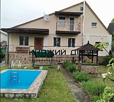 Дом с бассейном 20 км от Киева, 214 кв.м., 11 соток, с мебелью и ...