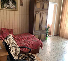 Большая квартира в центре.