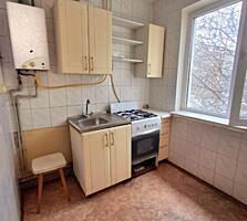 2 к. квартира ул. Строителей 18А, 3 й этаж. Рынок Колос рядом