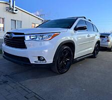 Отличный Автомобиль! Хорошая комплектация! Пишите можно на обмен.