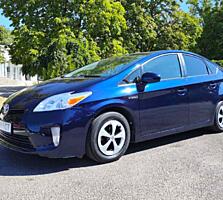 Минимальный расход. Экономит каждый день. Ваш надёжный Toyota Prius.