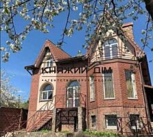 Продаж будинку загальною площею 285 м2 на Нивках. 5 кімнат, 2 ...