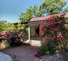 Продам дачу на 4 сотках земли в районе Дача Ковалевского