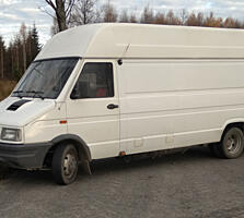 Продаётся Iveco Daily 2.5 дизель 1992 на запчасти. Недорого