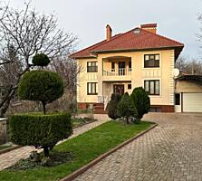 Casă spațioasă în Telecentru, 409 m², teren 8,45 ari.