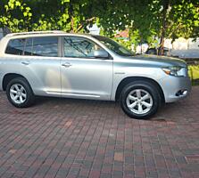 Свежепригнаный Тойота хайлендер продам