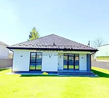 Одноэтажный дом в уютном дачном кооперативе Метрострой, в зеленой ...