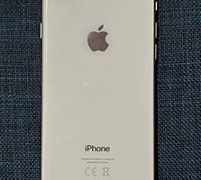 Продам айфон 8