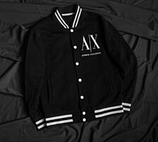 Продам вещи Armani Exchange