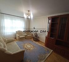 Продам 3-х кімнатну, роздільну квартиру на Вокзальній за адресою: ...