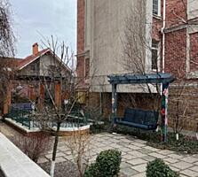 В продаже 1-но комнатная квартира с видом на море в кирпичном доме в .