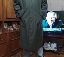 Продам мужской плащ импортный цвет Хакки Размер 52--54 Классический!