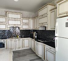 Продаётся новый,2х этажный дом в с.Усатово.