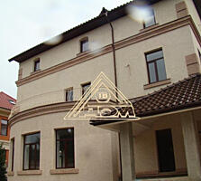 Шикарный замок в закрытом кооперативе, с видом на море на Фонтане