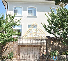 Новый 3-х этажный Дом с евроремонтом.