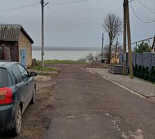 Дом в Александровке, 2004 года постройки с сауной и бассейном.