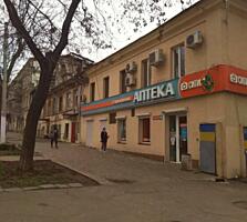 Продам 2хкомн квартиру в центре возле Нового рынка