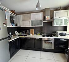 Продам 3-к квартиру в высотке на ул. Калиновая - Образцова