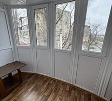 2-комнатная 3/5 Кировский м-н "Ника".