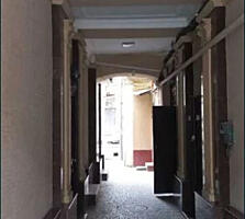 Продам квартиру 56 кв. м., 3/4, ул. Греческая/Преображенская.