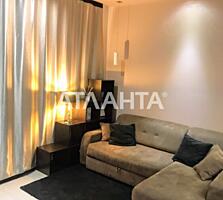 Роскошные апартаменты в ЖК Аркадийский Дворец состоит из 2-х квартир.