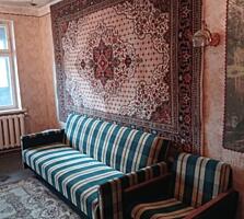 Продаются 3 комнаты рядом расположены Кировский Ника с 3-мя балконами