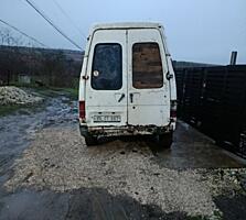 Se vinde bus aparatură electronică motor cu turbină