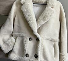 Продам зимнюю верхнюю одежду