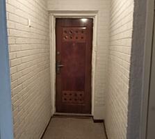 Продам 3-комнатную квартиру г. Бендеры. Молдавкабель.