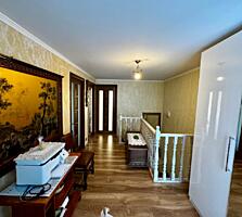 Suruceni, Ialoveni, casa in 2 niveluri (duplex)