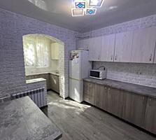 3к Центр, Орхидея, 143 серия с переходной лоджией, ремонт, 1/9