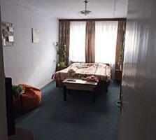 Продаж 2 кімнатної квартири по вул. Космонавтів