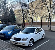 Mercedes C-class w203
