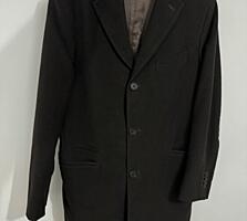 Пальто весна осень. Размер 48-50. Фирма Massimo Dutti. Бельцы