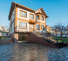 Spre vânzare- locuință modernă într-o zonă rezidențială selectă!