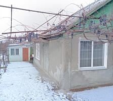 ДОМ 57М2 (напротив ШЕРИФА) ЛЕНИНСКИЙ.