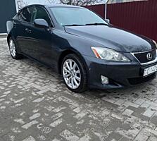 Lexus is 220d