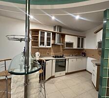 Терміново!!! Продам будинок 222 кв. у Совіньйоні-1 із зимовим садом