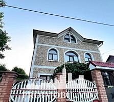 Vă propunem spre vânzare această casă în 3 nivele, sub. Vadul lui ...