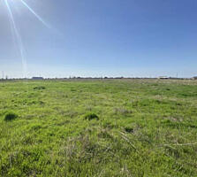 Предлагается к продаже земельный участок общей площадью 8 соток в ...