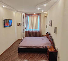 Продаётся просторная 2-комнатная квартира площадью 90 м² в ...