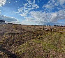 В продаже участок 13 соток, который находится в Одесской области, с. .