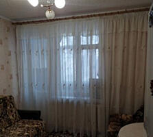 СРОЧНО! 2 комнаты в общеж. коридорн. типа 3/5. 2 балкона! Кировский, Ника