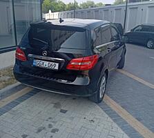 Vanzare Mersedes B-200 gaz-benzin 2014