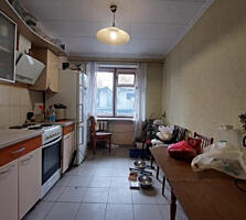 3 комнатная возле парка Горького