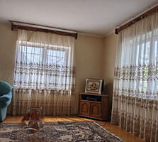 Двухэтажный дом с большим участком в с Дачное