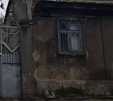 Участок с жилым домом в центре города