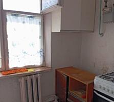 2-х комнатная квартира 5/5.Большая лоджия. Балка, 18 школа, Стоматология