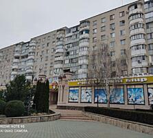 БОЛЬШАЯ СВЕТЛАЯ -3-комн квартира в жилом состоянии - центр